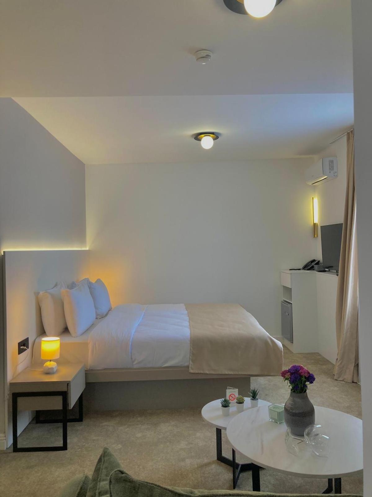 Move In Apartments Belgrado Exterior foto